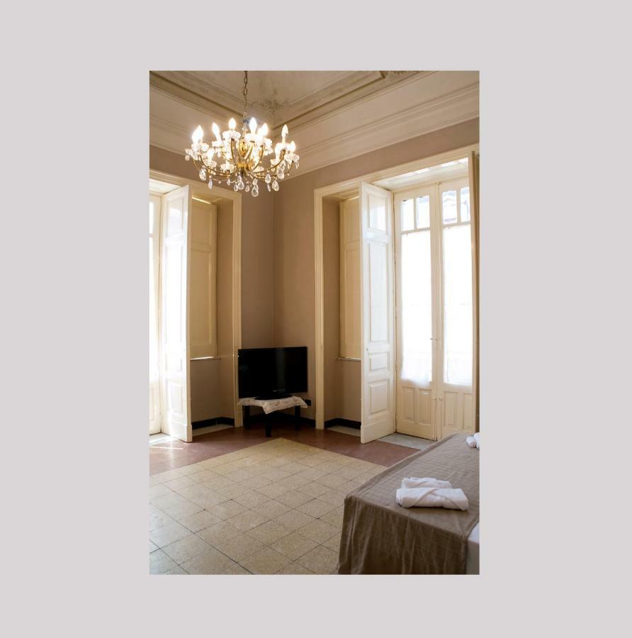 카타니아 La Casa Di Isabella B&B 외부 사진