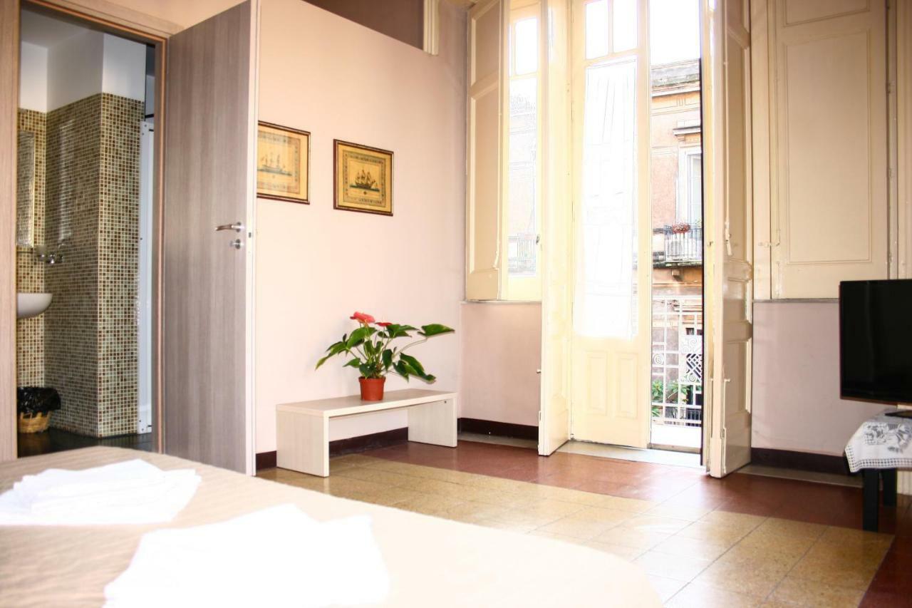 카타니아 La Casa Di Isabella B&B 외부 사진