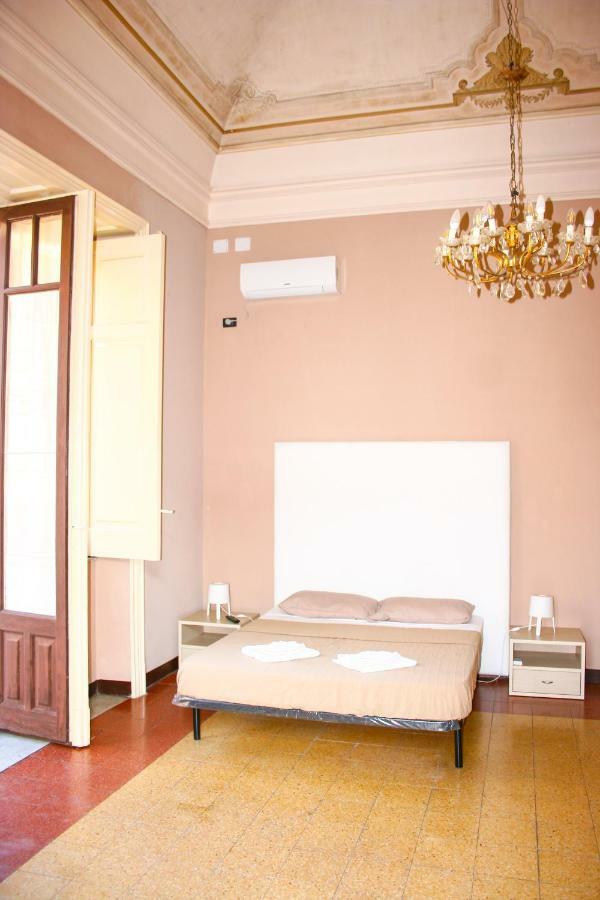 카타니아 La Casa Di Isabella B&B 외부 사진
